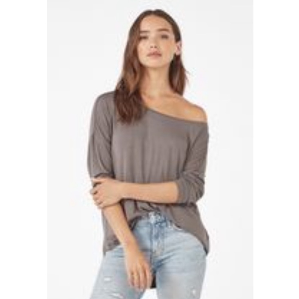 NWT Easy Off Shoulder Tee - S